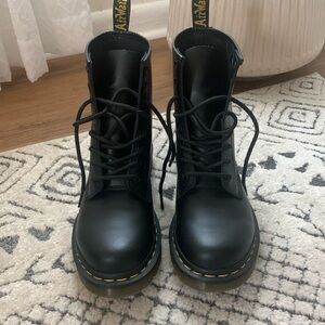 Dr. Martens 1460 Smooth Leather Boots